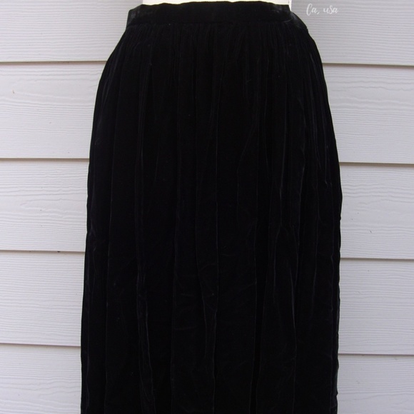 Richard Warren Rayon Long Elegant Black Skirt, 8 - Picture 3 of 8
